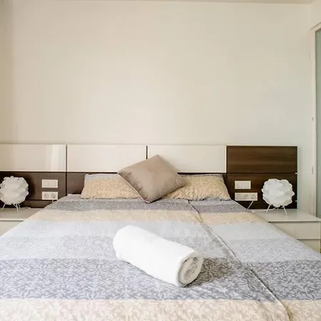 Luxury Golf In Camiral Area Near Willa