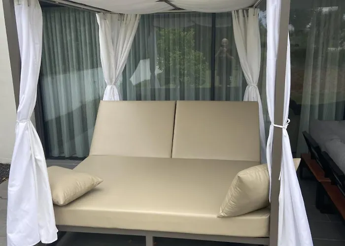 Villa Luxury Golf In Camiral Area Near *