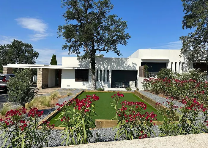 Luxury Golf In Camiral Area Near Girona