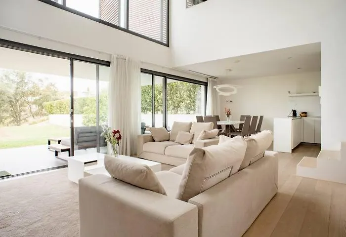 Villa Luxury Golf In Camiral Area Near